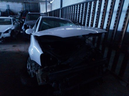 Vehiculo en el desguace: VOLKSWAGEN GOLF V (1K1) 1.9 TDI