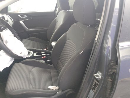 Vehiculo en el desguace: KIA XCEED (CD) 1.0 T-GDI