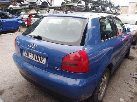 Vehiculo en el desguace: AUDI A3 (8L1) 1.9 TDI
