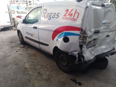 Vehiculo en el desguace: FORD TRANSIT COURIER B460 Furgoneta/monovolumen 1.5 TDCi