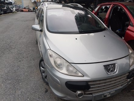 Vehiculo en el desguace: PEUGEOT 307 Break (3E) 1.6 HDi 110