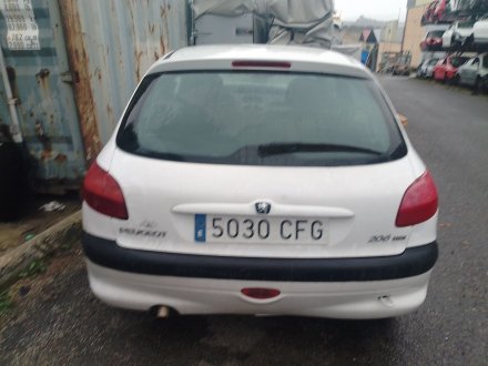 Vehiculo en el desguace: PEUGEOT 206 Hatchback (2A/C) 1.4 HDi eco 70
