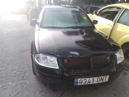 Vehiculo en el desguace: VOLKSWAGEN PASSAT B5.5 (3B3) 4.0 W8 4motion
