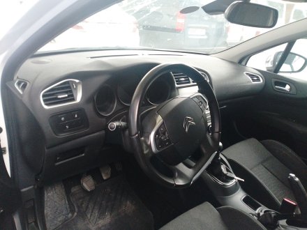 Vehiculo en el desguace: CITROËN C4 II (NC_) 1.6 BlueHDi 100