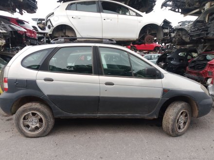 Vehiculo en el desguace: RENAULT SCÉNIC I Monospace (JA0/1_, FA0_) 1.9 dCi RX4