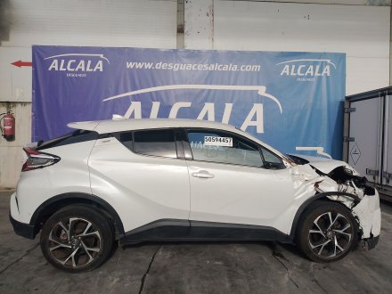 Vehiculo en el desguace: TOYOTA C-HR (_X1_) 1.8 Hybrid (ZYX10_, ZYX11_)