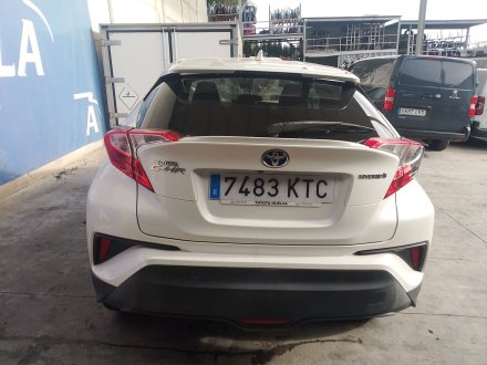 Vehiculo en el desguace: TOYOTA C-HR (_X1_) 1.8 Hybrid (ZYX10_, ZYX11_)