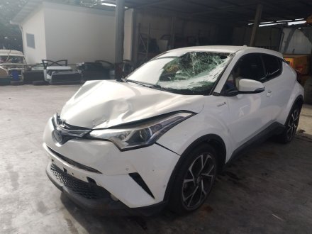 Vehiculo en el desguace: TOYOTA C-HR (_X1_) 1.8 Hybrid (ZYX10_, ZYX11_)