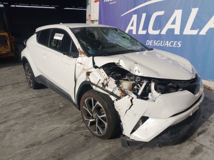 Vehiculo en el desguace: TOYOTA C-HR (_X1_) 1.8 Hybrid (ZYX10_, ZYX11_)
