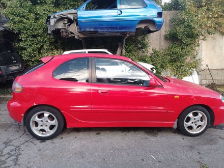 Vehiculo en el desguace: DAEWOO LANOS (KLAT) 1.6 16V