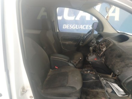 Vehiculo en el desguace: RENAULT KANGOO / GRAND KANGOO II (KW0/1_) 1.5 dCi 95 (KW16)