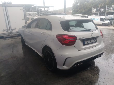 Vehiculo en el desguace: MERCEDES-BENZ CLASE A (W176) A 220 d (176.003)