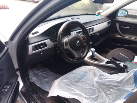 Vehiculo en el desguace: BMW 3 (E90) 320 d