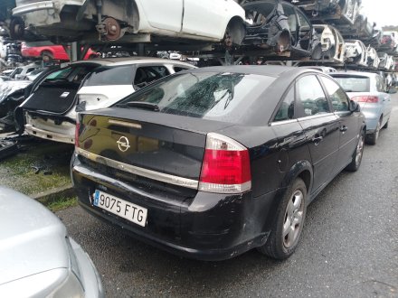 Vehiculo en el desguace: OPEL VECTRA C GTS (Z02) 1.9 CDTI (F68)