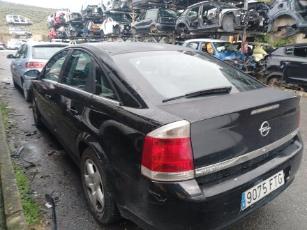 Vehiculo en el desguace: OPEL VECTRA C GTS (Z02) 1.9 CDTI (F68)
