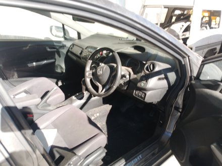 Vehiculo en el desguace: HONDA INSIGHT (ZE_) 1.3 IMA (ZE28, ZE2)