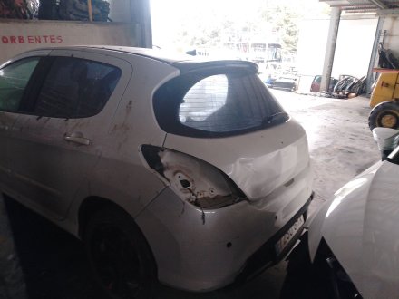 Vehiculo en el desguace: PEUGEOT 308 I (4A_, 4C_) 2.0 HDi