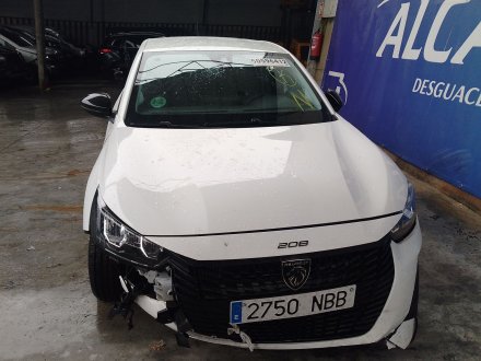 Vehiculo en el desguace: PEUGEOT 208 II (UB_, UP_, UW_, UJ_) 1.2 PureTech 100