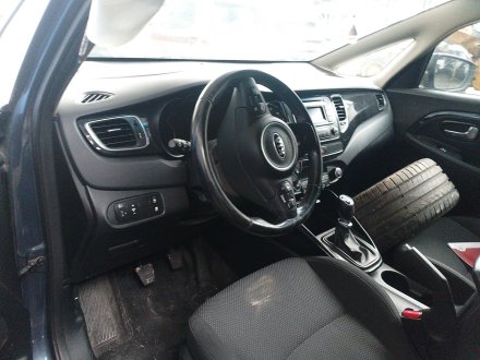 Vehiculo en el desguace: KIA CARENS IV 1.7 CRDi