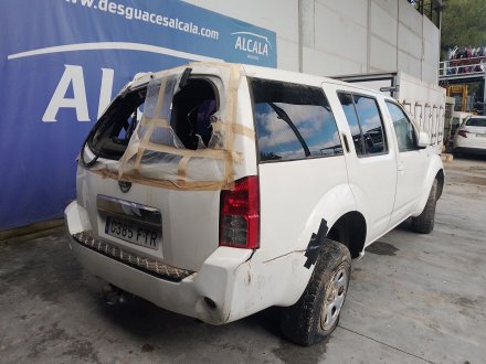 Vehiculo en el desguace: NISSAN PATHFINDER III (R51) 2.5 dCi 4WD