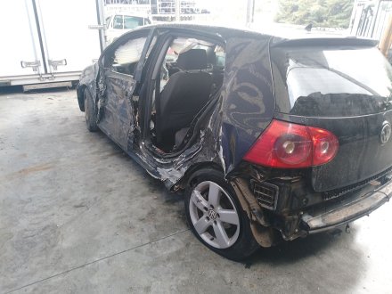 Vehiculo en el desguace: VOLKSWAGEN GOLF V (1K1) 1.9 TDI