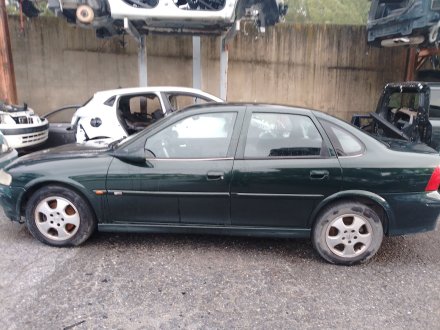 Vehiculo en el desguace: OPEL VECTRA B (J96) 2.0 DTI 16V (F19)