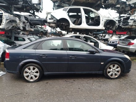 Vehiculo en el desguace: OPEL VECTRA C GTS (Z02) 1.9 CDTI (F68)