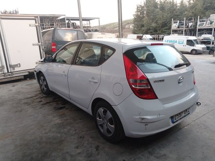 Vehiculo en el desguace: HYUNDAI i30 (FD) 1.6 CRDi