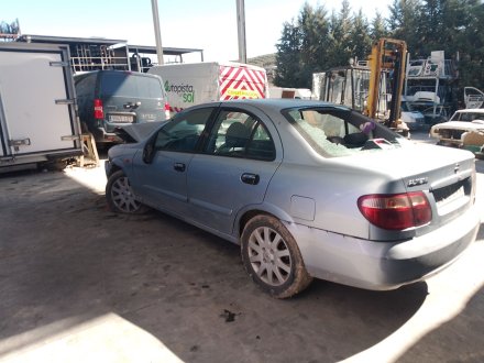Vehiculo en el desguace: NISSAN ALMERA II (N16) 2.2 dCi