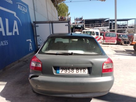Vehiculo en el desguace: AUDI A3 (8L1) 1.9 TDI