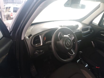 Vehiculo en el desguace: JEEP RENEGADE SUV (BU, B1, BV) 1.5 T4 Hybrid