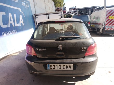 Vehiculo en el desguace: PEUGEOT 307 (3A/C) 2.0 HDi 110