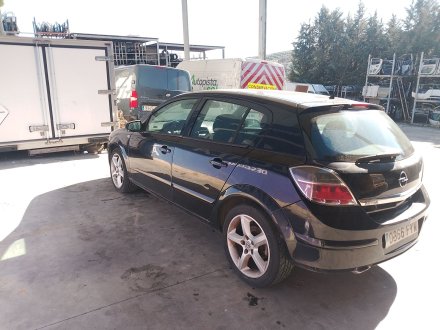 Vehiculo en el desguace: OPEL ASTRA H (A04) 1.6 (L48)