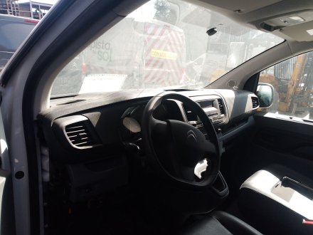 Vehiculo en el desguace: CITROËN JUMPY III Furgoneta (V_) 2.0 BlueHDi 120