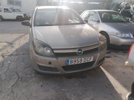 Vehiculo en el desguace: OPEL ASTRA H Station Wagon (A04) 1.7 CDTI (L35)