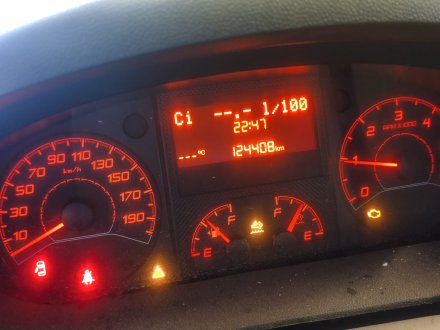 Vehiculo en el desguace: CITROËN JUMPER III Furgoneta 2.2 BlueHDi 120