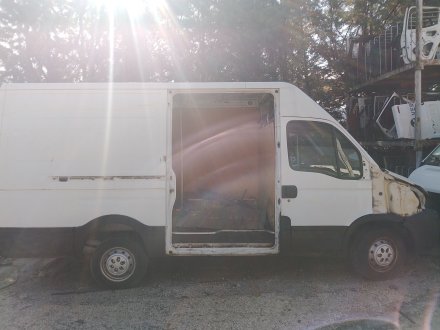 Vehiculo en el desguace: IVECO DAILY IV Caja/Chasis 35C14, 35S14, 35S14 /P
