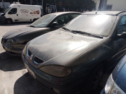 Vehiculo en el desguace: RENAULT MEGANE I (BA0/1_) 1.9 dCi (BA05, BA1F)