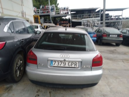 Vehiculo en el desguace: AUDI A3 (8L1) 1.9 TDI