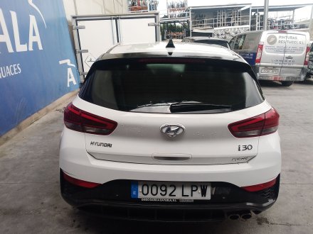 Vehiculo en el desguace: HYUNDAI i30 (PDE, PD, PDEN) 1.6 CRDi