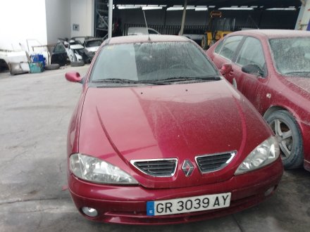Vehiculo en el desguace: RENAULT MEGANE I Coach (DA0/1_) 1.9 dTi (DA0N)