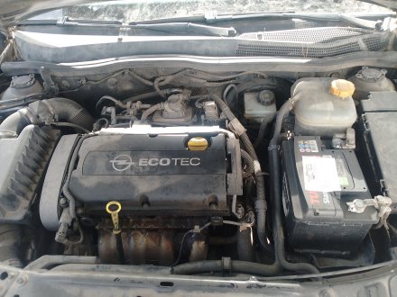 Vehiculo en el desguace: OPEL ASTRA H GTC (A04) 1.8 (L08)