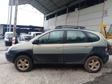 Vehiculo en el desguace: RENAULT SCÉNIC I Monospace (JA0/1_, FA0_) 1.9 dCi RX4