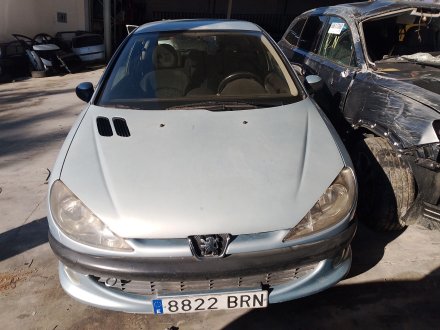 Vehiculo en el desguace: PEUGEOT 206 Hatchback (2A/C) 2.0 HDI 90