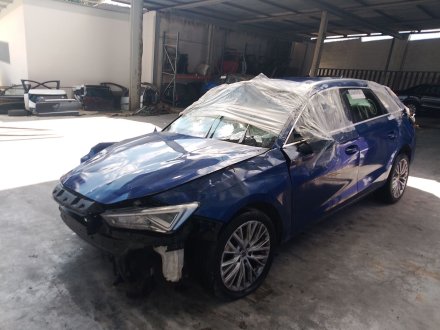 Vehiculo en el desguace: SEAT LEON (KL1, KLG) 2.0 TDI