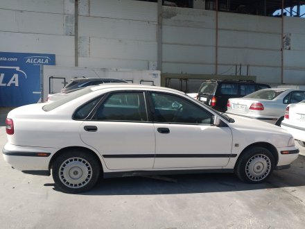 Vehiculo en el desguace: VOLVO S40 I (644) 1.9 TD