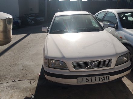 Vehiculo en el desguace: VOLVO S40 I (644) 1.9 TD
