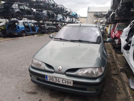 Vehiculo en el desguace: RENAULT MEGANE I (BA0/1_) 1.9 dTi (BA08, BA0N)