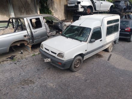 Vehiculo en el desguace: RENAULT EXPRESS Furgoneta/monovolumen (F40_, G40_) 1.2 (F406, G40A)
