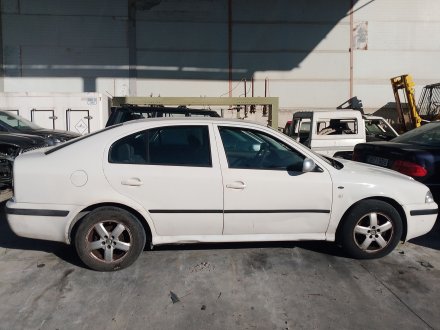 Vehiculo en el desguace: SKODA OCTAVIA I (1U2) 1.9 TDI